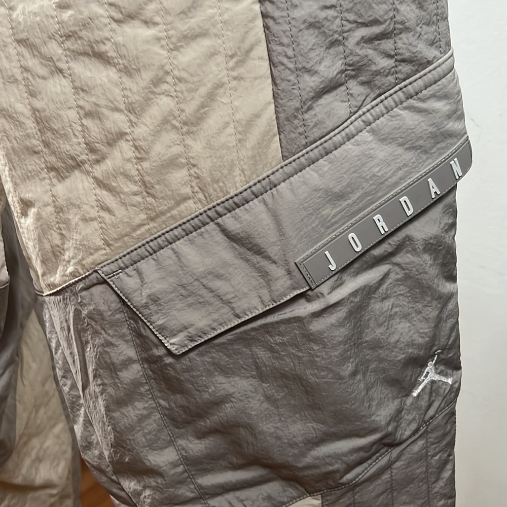 Nike Air Jordan Cozy quilted belted pants - Picture 6 of 9